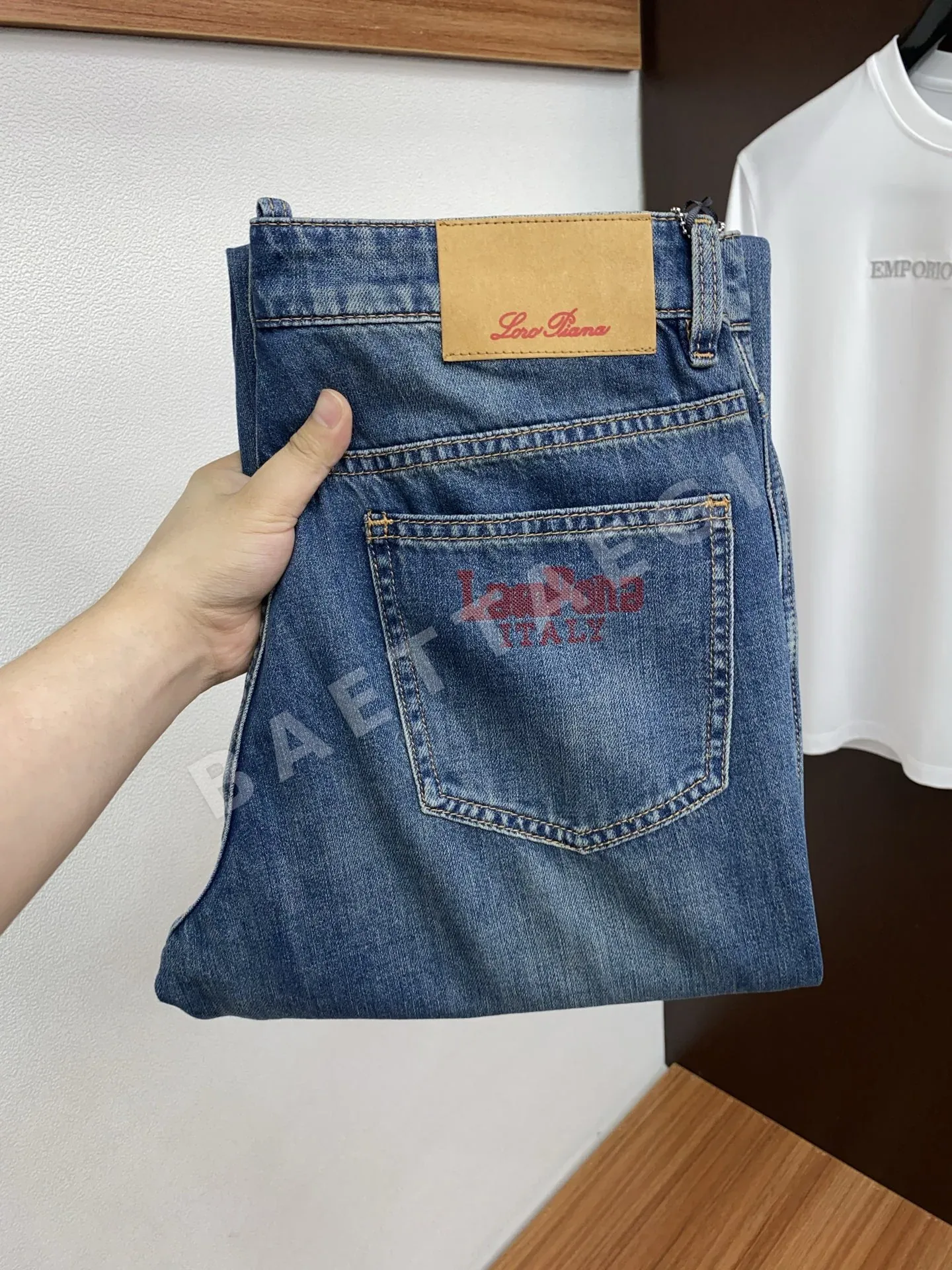 로로피아나 고탄력 워싱 데님 청바지 16439