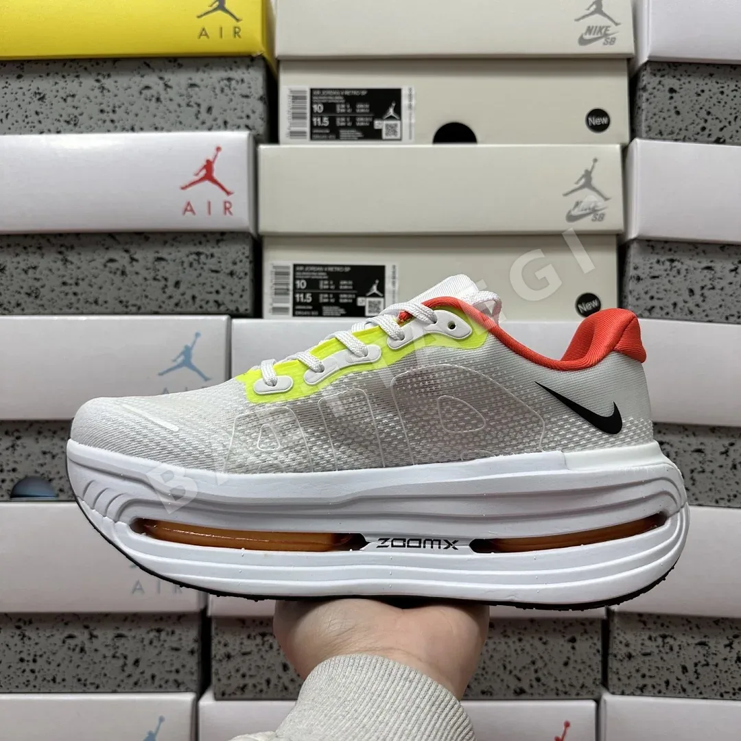 나이키 [5A] 보메로 프리미엄 화이트 옐로우 HQ2050-140 201641 Nike Vomero Premium 상세 이미지 6
