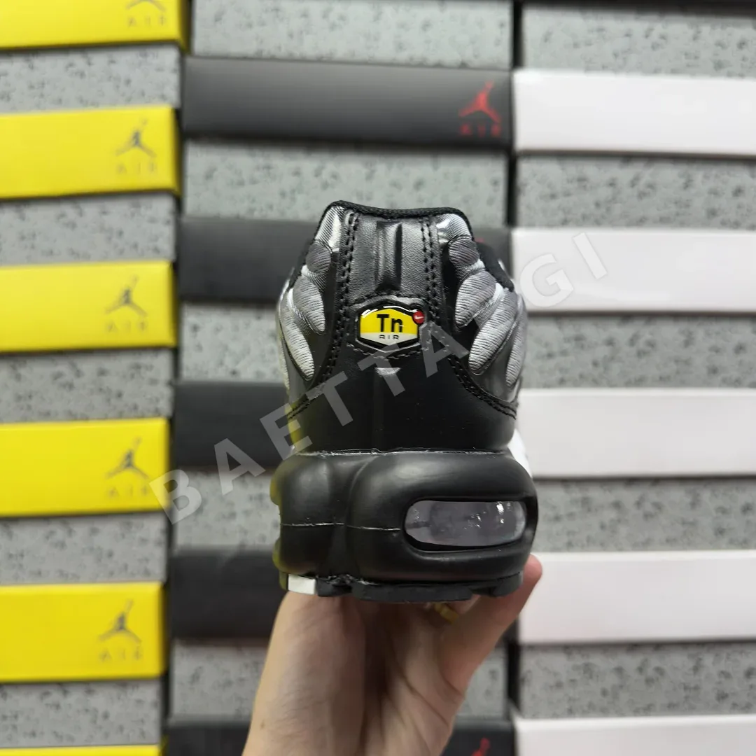 나이키 [BD] 에어 맥스 플러스 DM0032-003 201855 Nike Air Max Plus Black Silver White 상세 이미지 8
