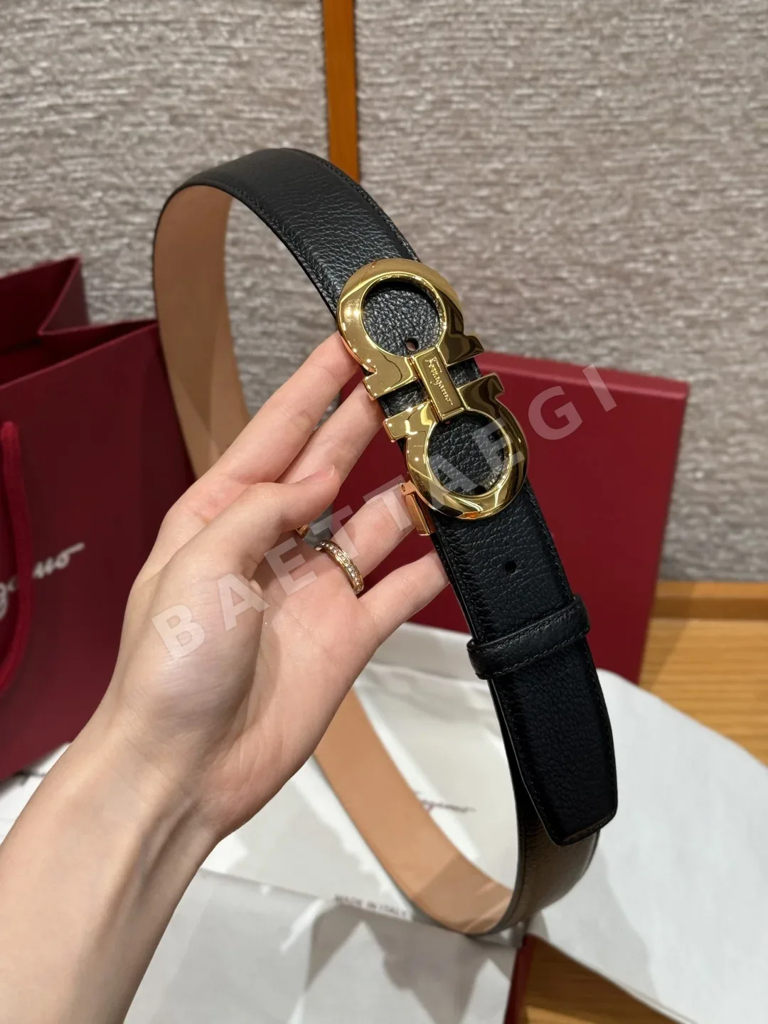 페레가모 간치니 양면 조절 가죽 벨트 상세 이미지 3