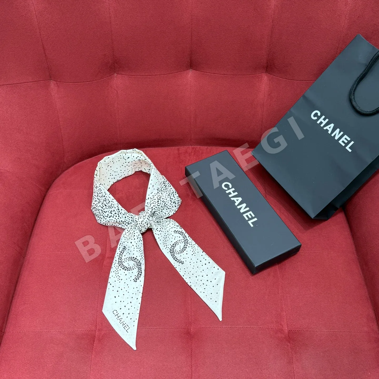 샤넬 별이 빛나는 트윌리 스카프 상세 이미지 4