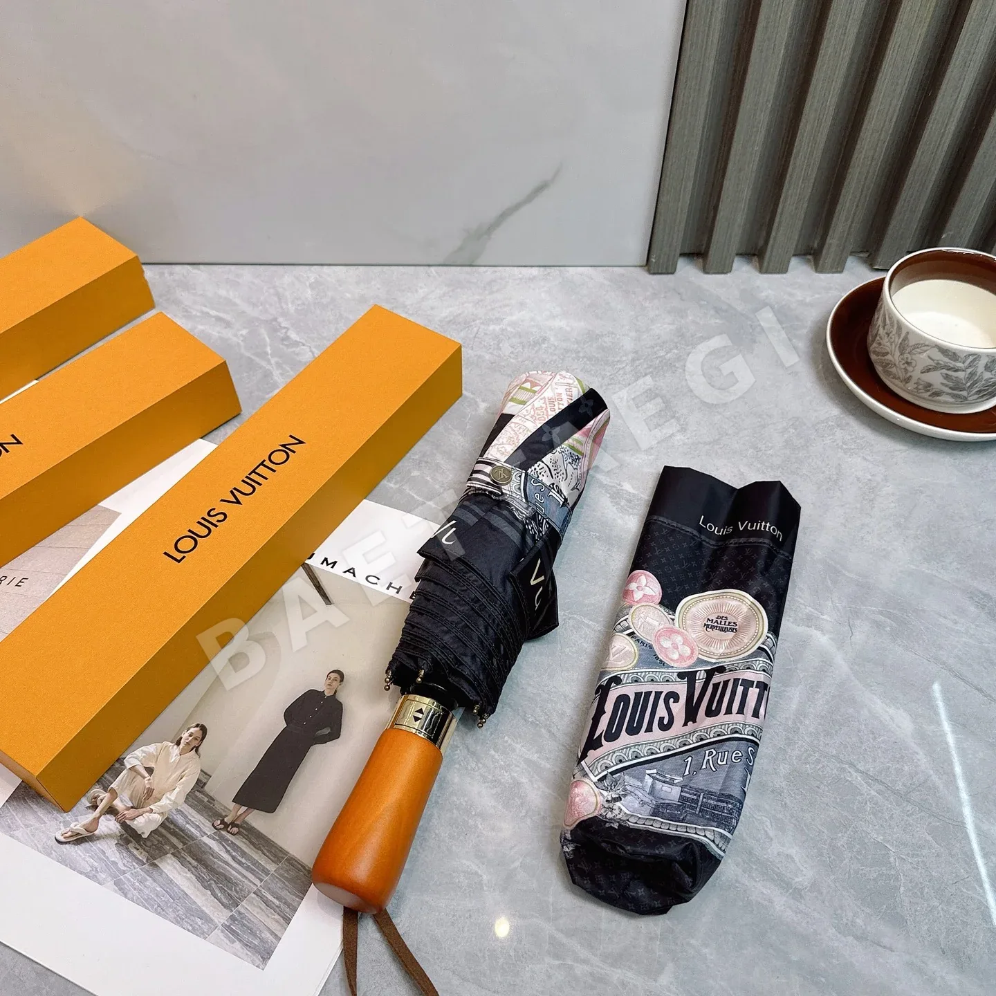 루이비통 3단 자동 접이식 우산 상세 이미지 6