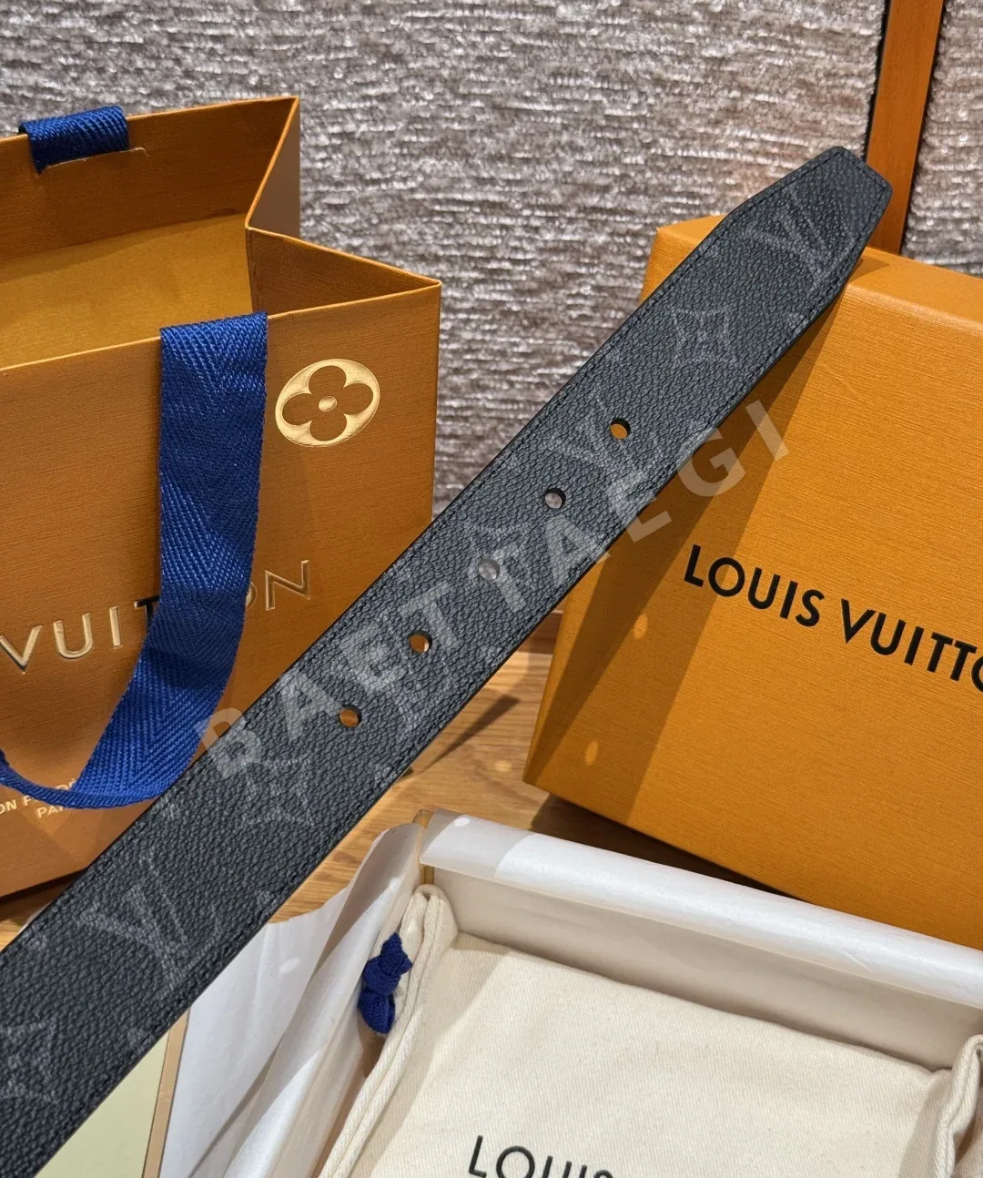 루이비통 모노그램 코팅 캔버스 가죽 벨트 상세 이미지 8