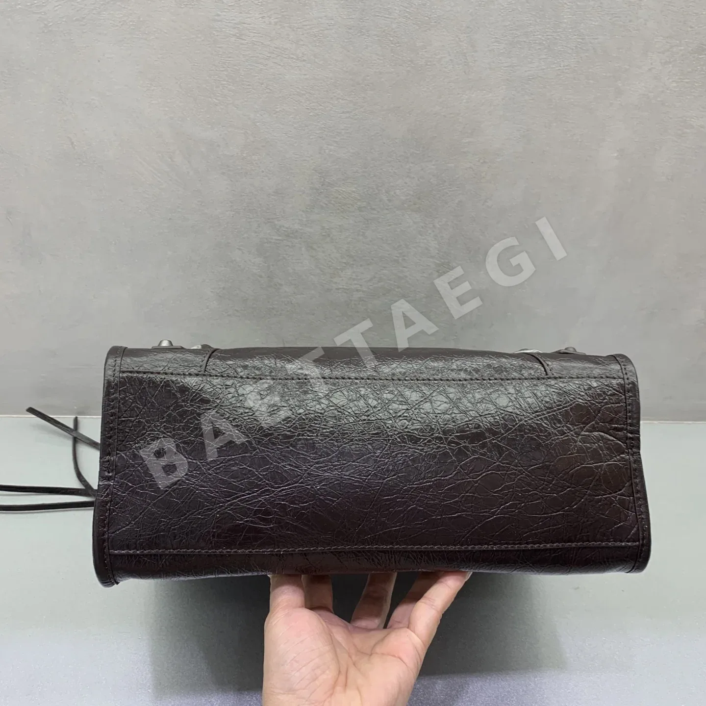 발렌시아가 르 시티 미디엄 핸드백 0846691080 상세 이미지 4