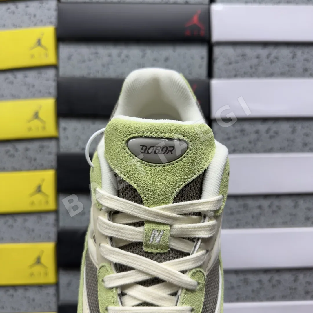 뉴발란스 [C] 9060 U906028L 202255 New Balance 9060 상세 이미지 4