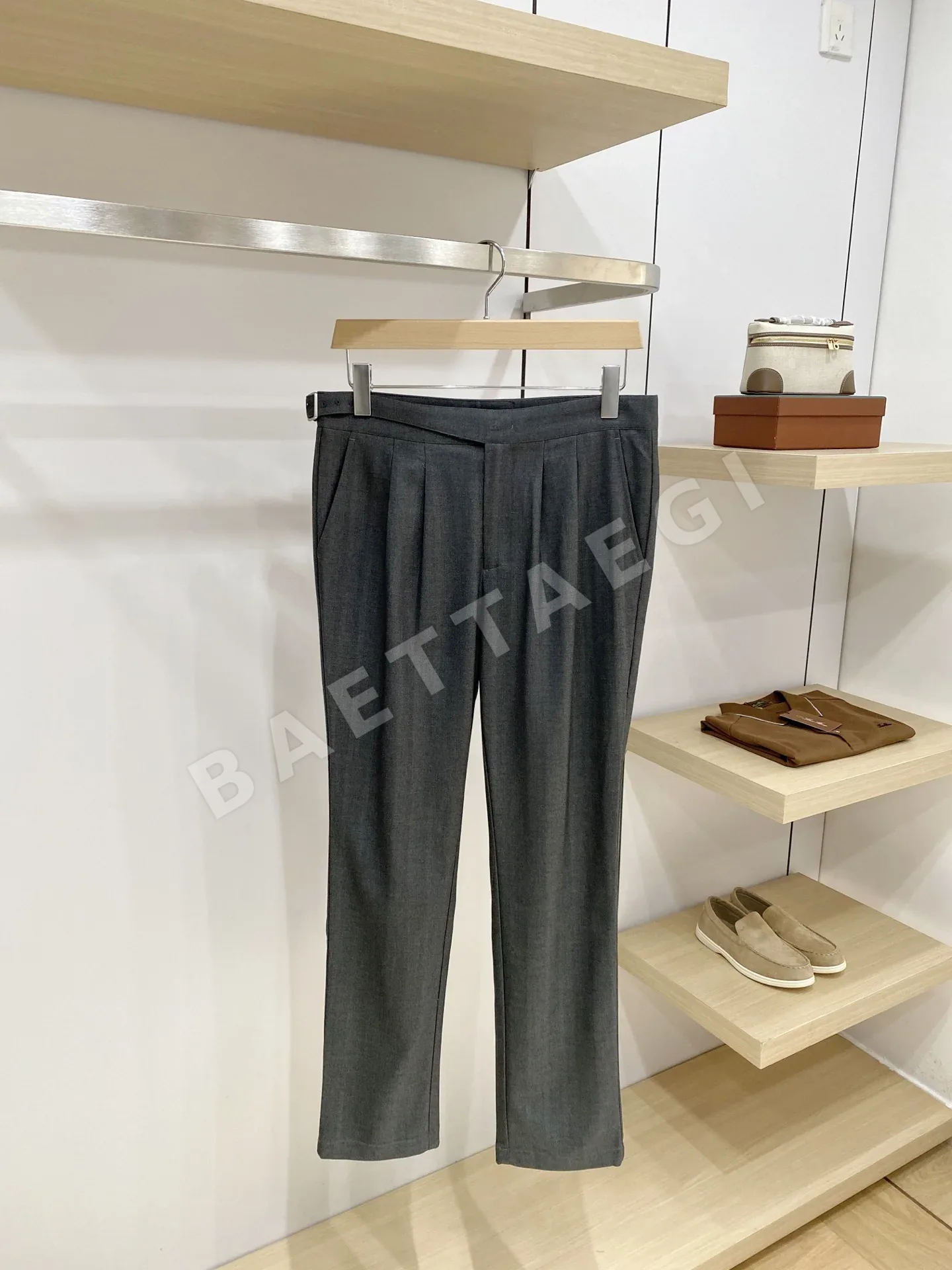 로로피아나 남성 바지 상세 이미지 2