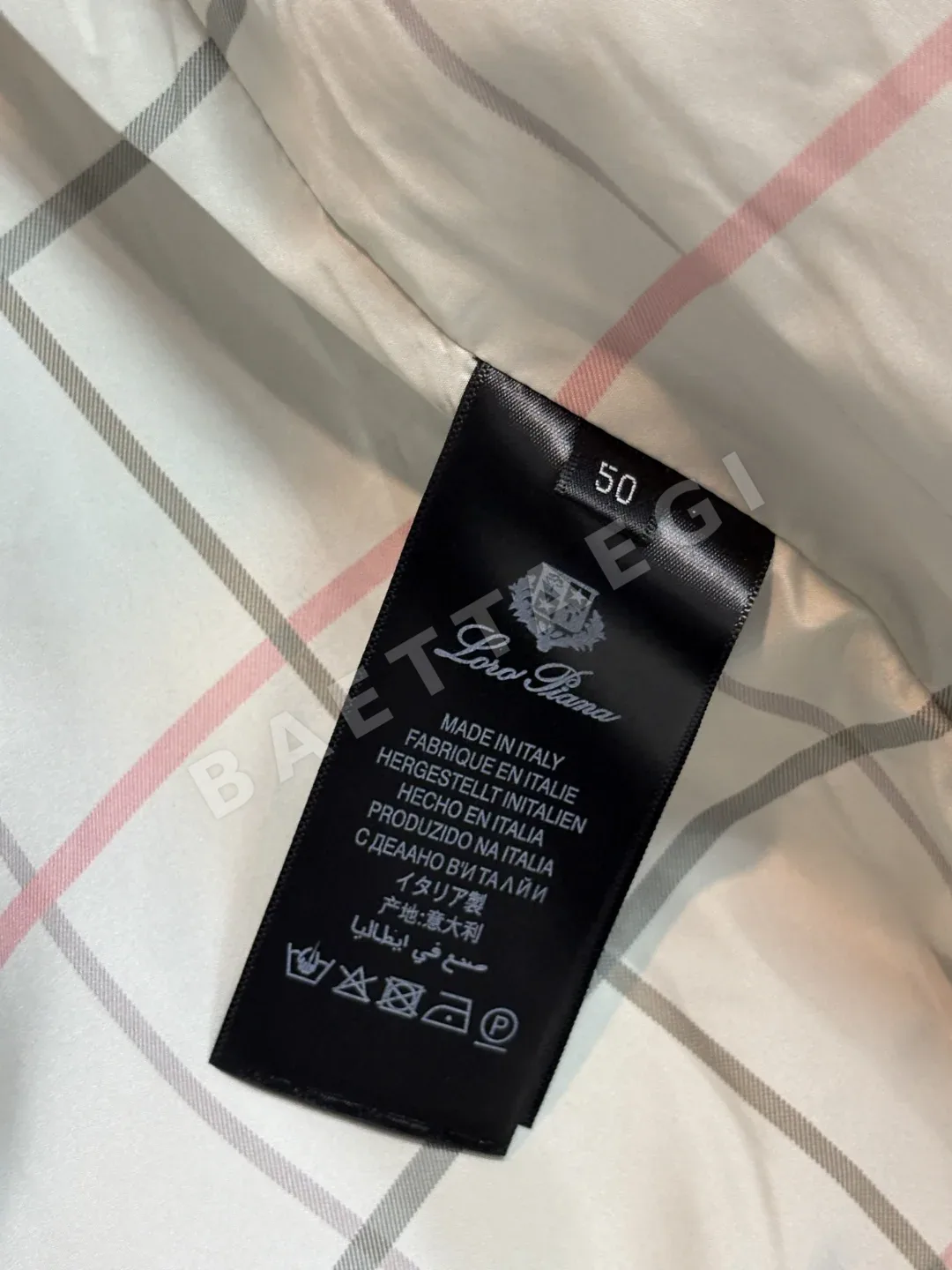 로로피아나 스탠드 카라 에어 코튼 자켓 상세 이미지 8