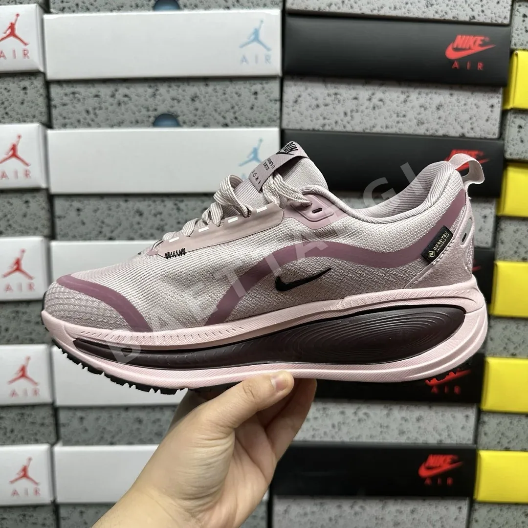 나이키 [XY] 보메로 18 201735 Nike Vomero 18 HQE98-014 상세 이미지 4