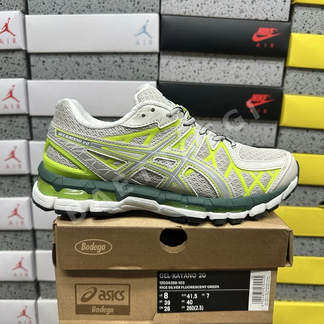 아식스 [KO] 젤 카야노 20 1203A388-103 200445 Asics Gel-Kayano 20 Cream Pure Silver