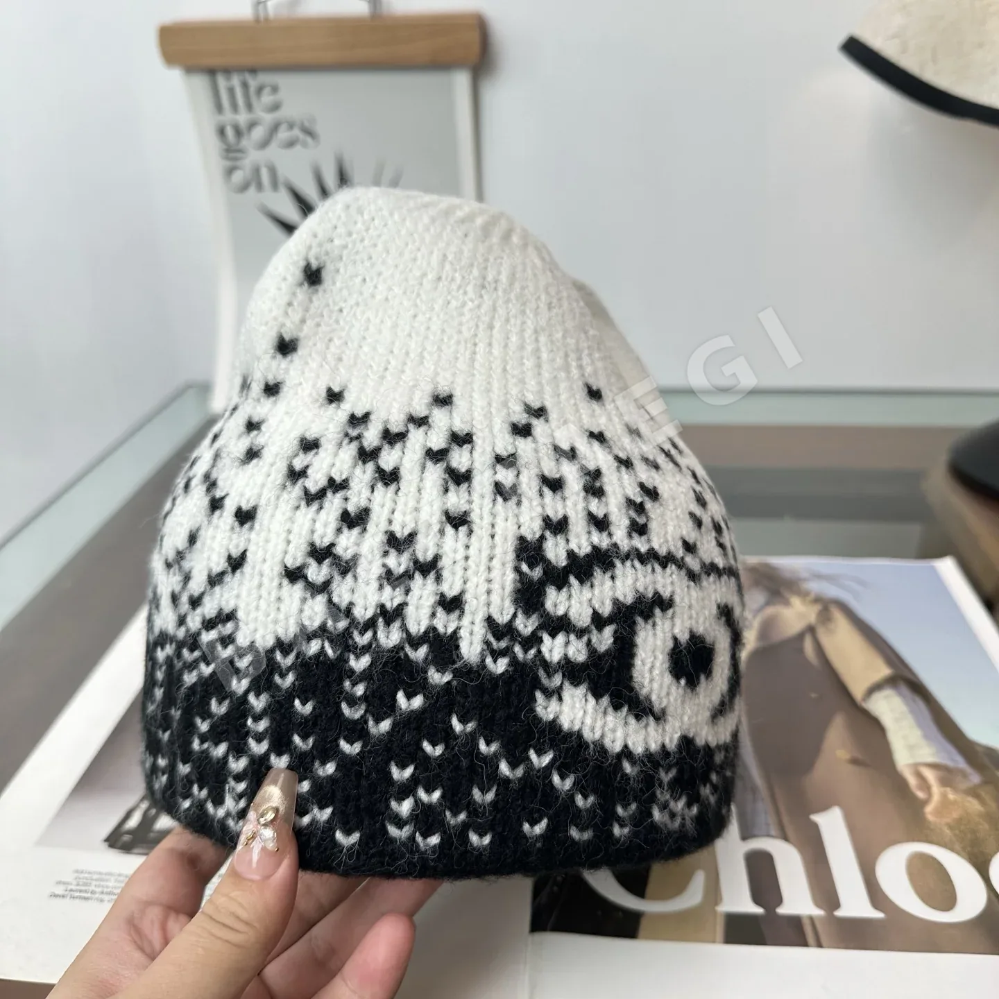 샤넬 니트 비니 모자 상세 이미지 8