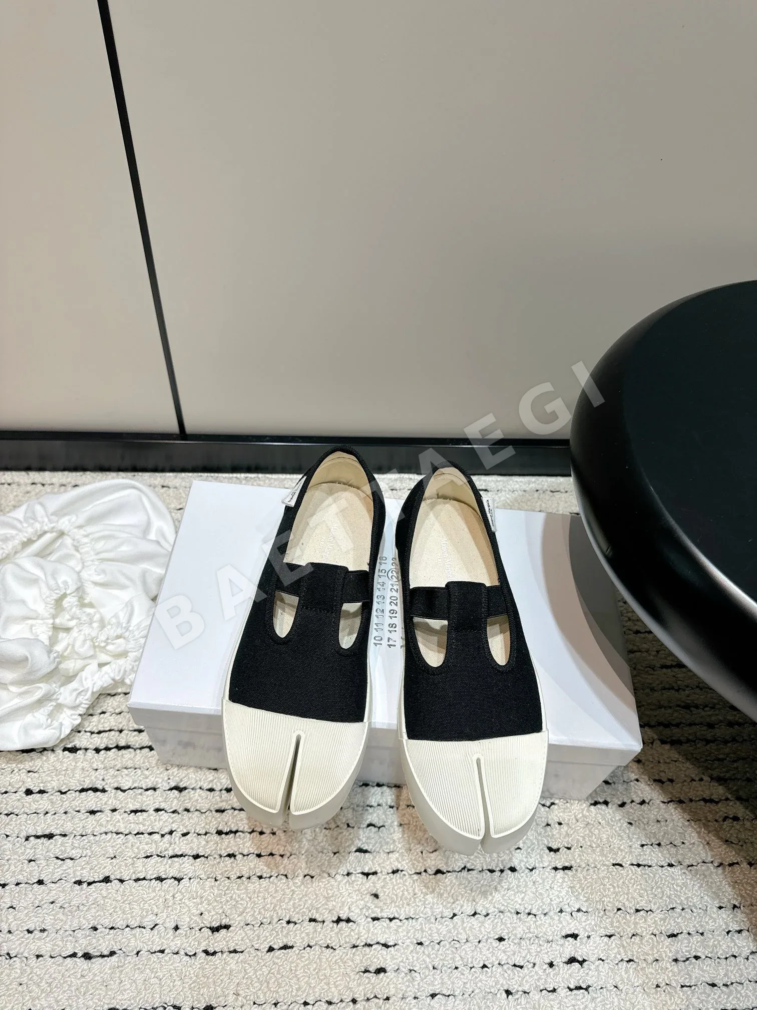 마르지엘라 신발 9084