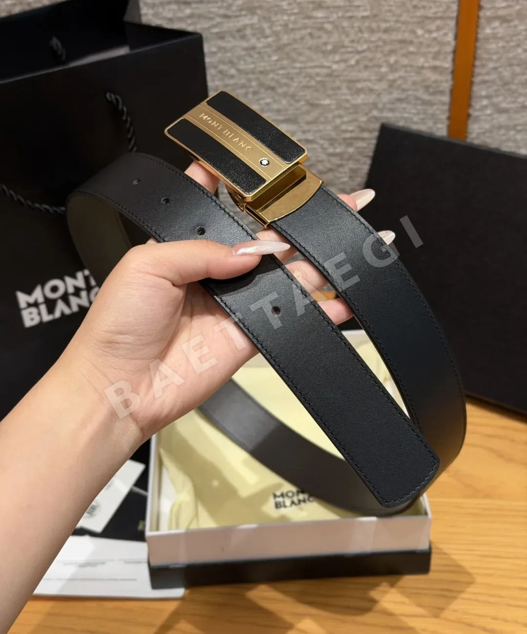 몽블랑 자동 슬라이드 버클 양면 가죽 벨트 상세 이미지 8
