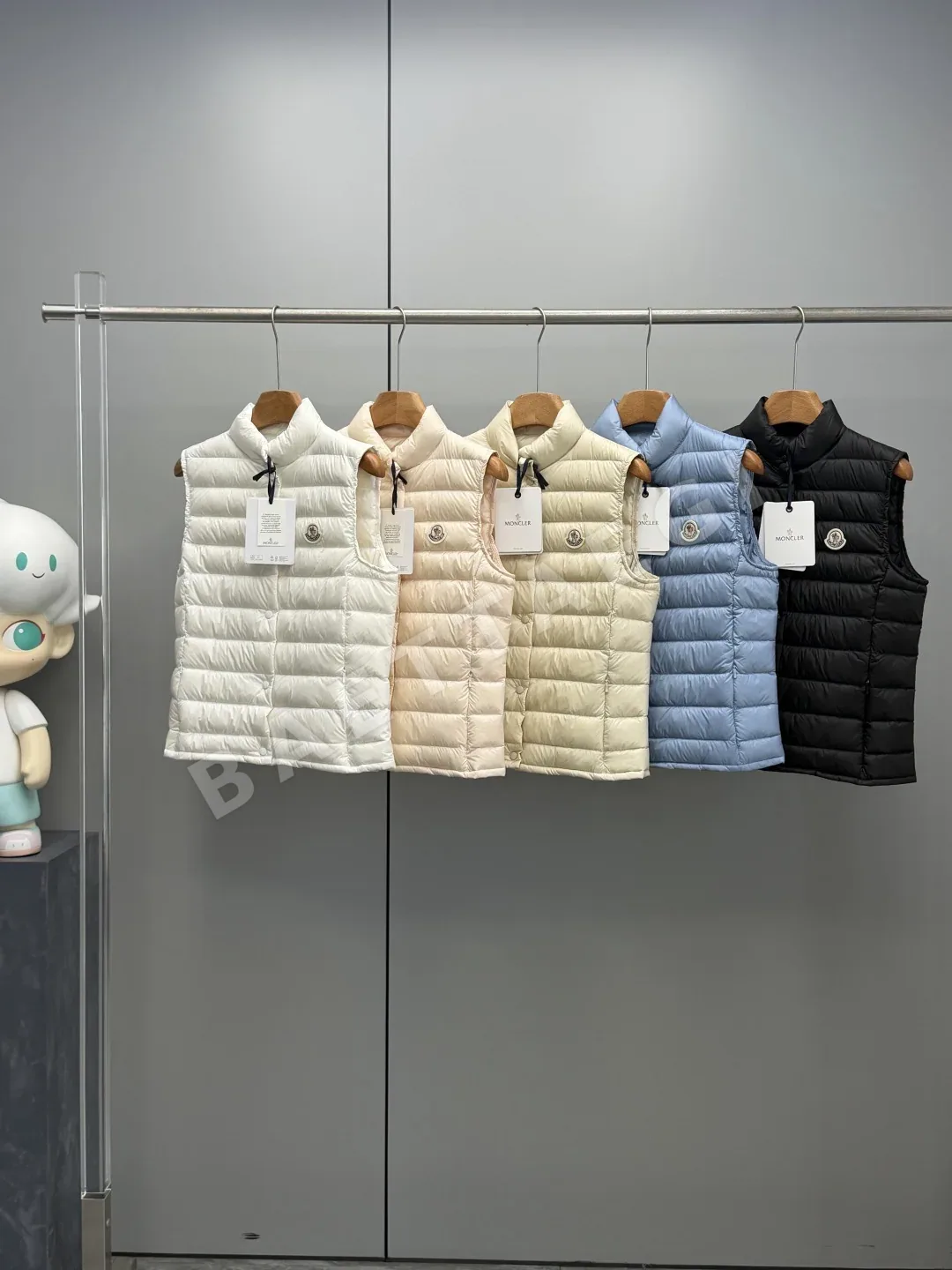 몽클레르 리안느 여성 다운 조끼 188517