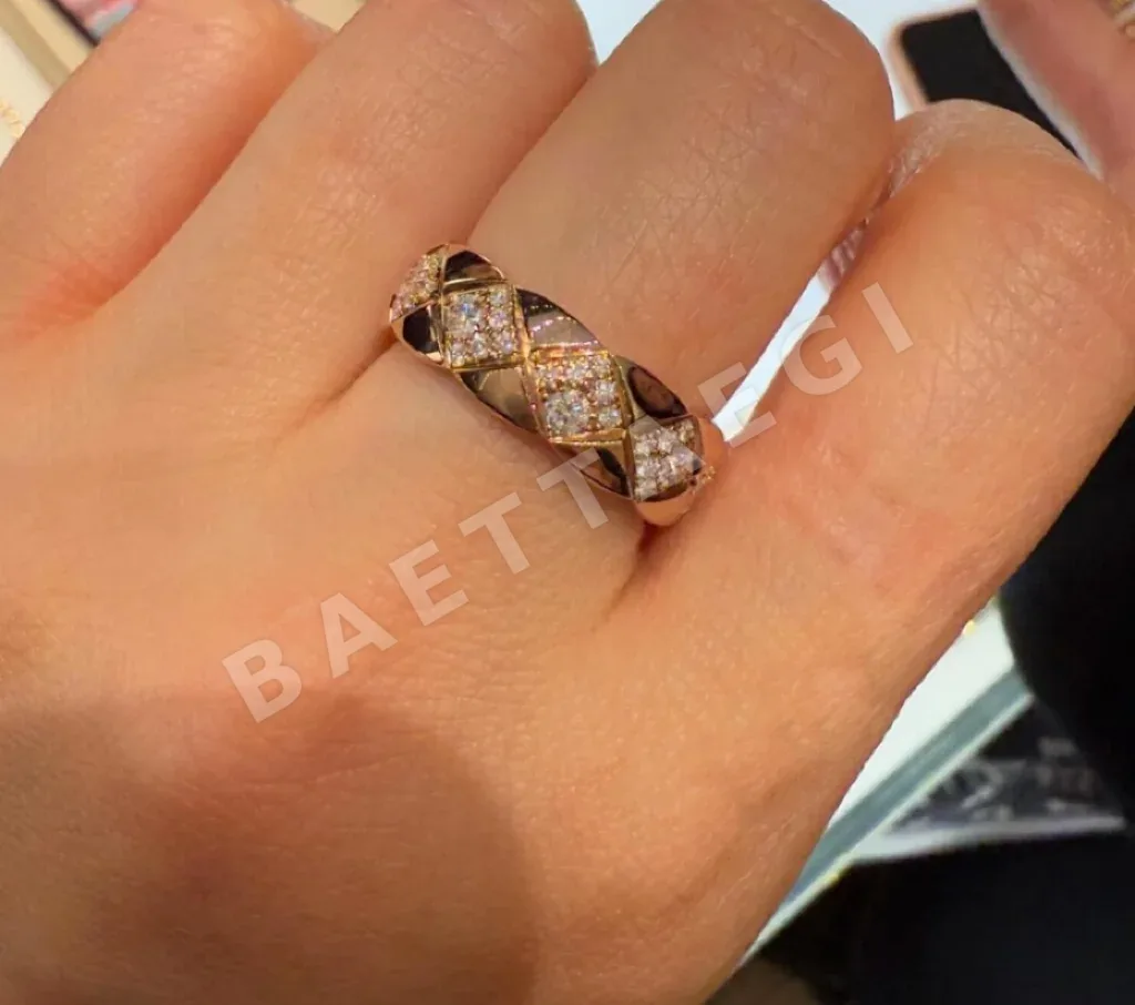 샤넬 와이드 퀼팅 큐빅 반지 68808