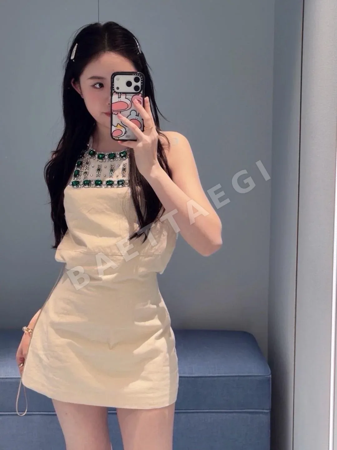 미우미우 A라인 폴로 카라 민소매 원피스 상세 이미지 5