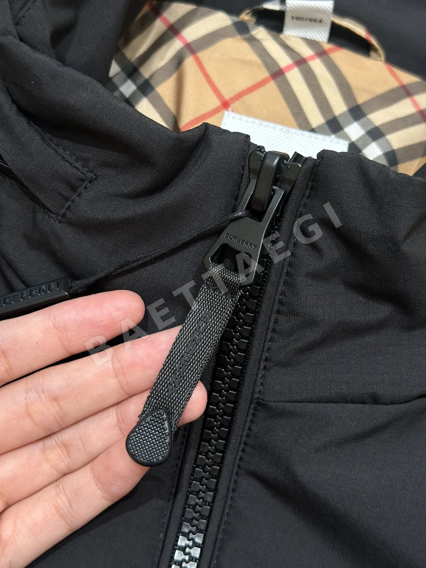 버버리 후드 탈부착 방풍 폴리 자켓 상세 이미지 5