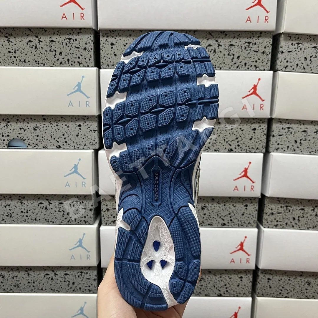 뉴발란스 [XY] 740v2 U740LB2 202071 New Balance 740v2 White Ice Blue Sea Lime 상세 이미지 2