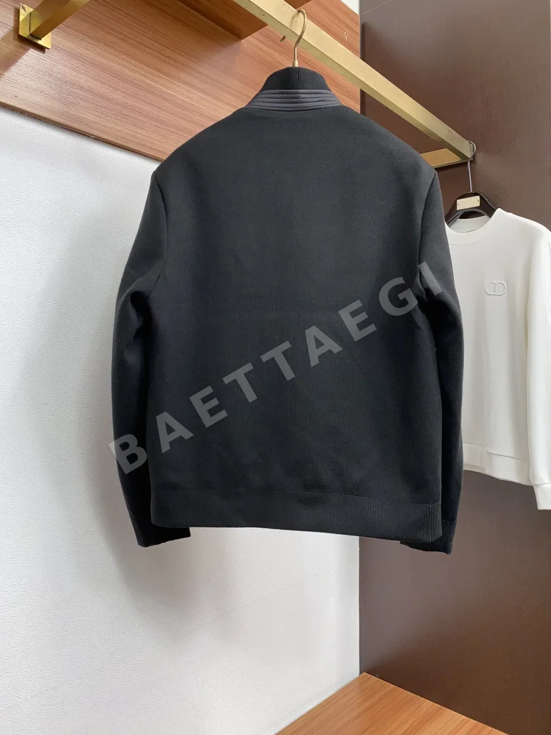 몽클레르 남성 ICE 패딩 점퍼 상세 이미지 9