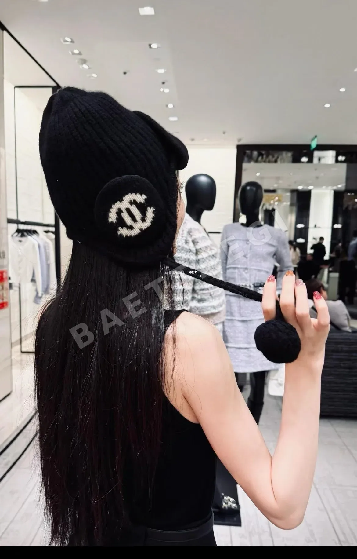 샤넬 25N 블랙 이어플랩 모자 상세 이미지 2