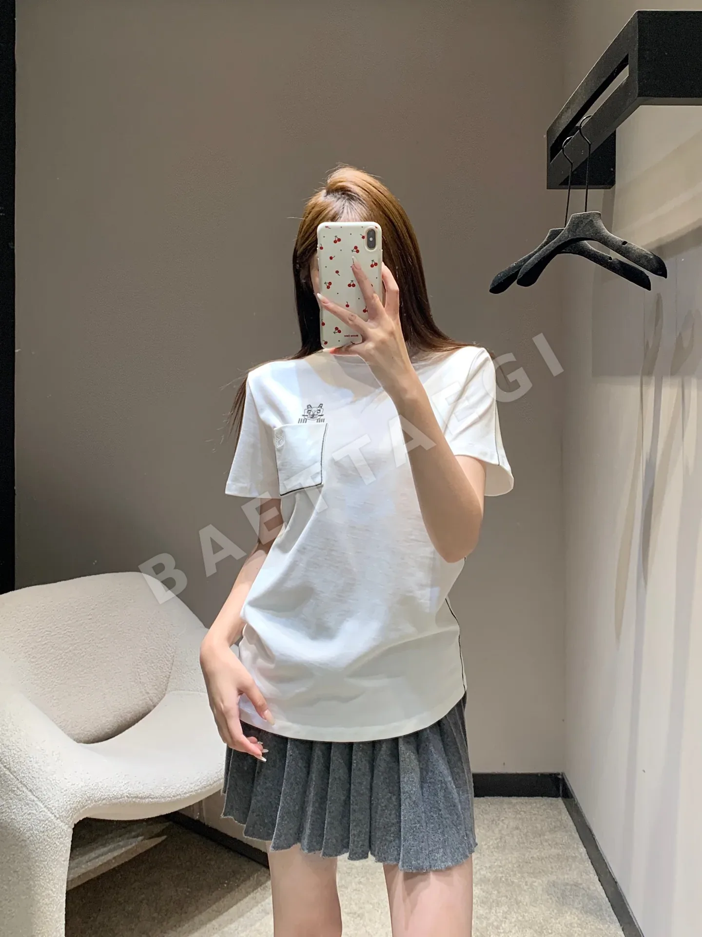 루이비통 자수 오버핏 코튼 반팔 티셔츠 5917