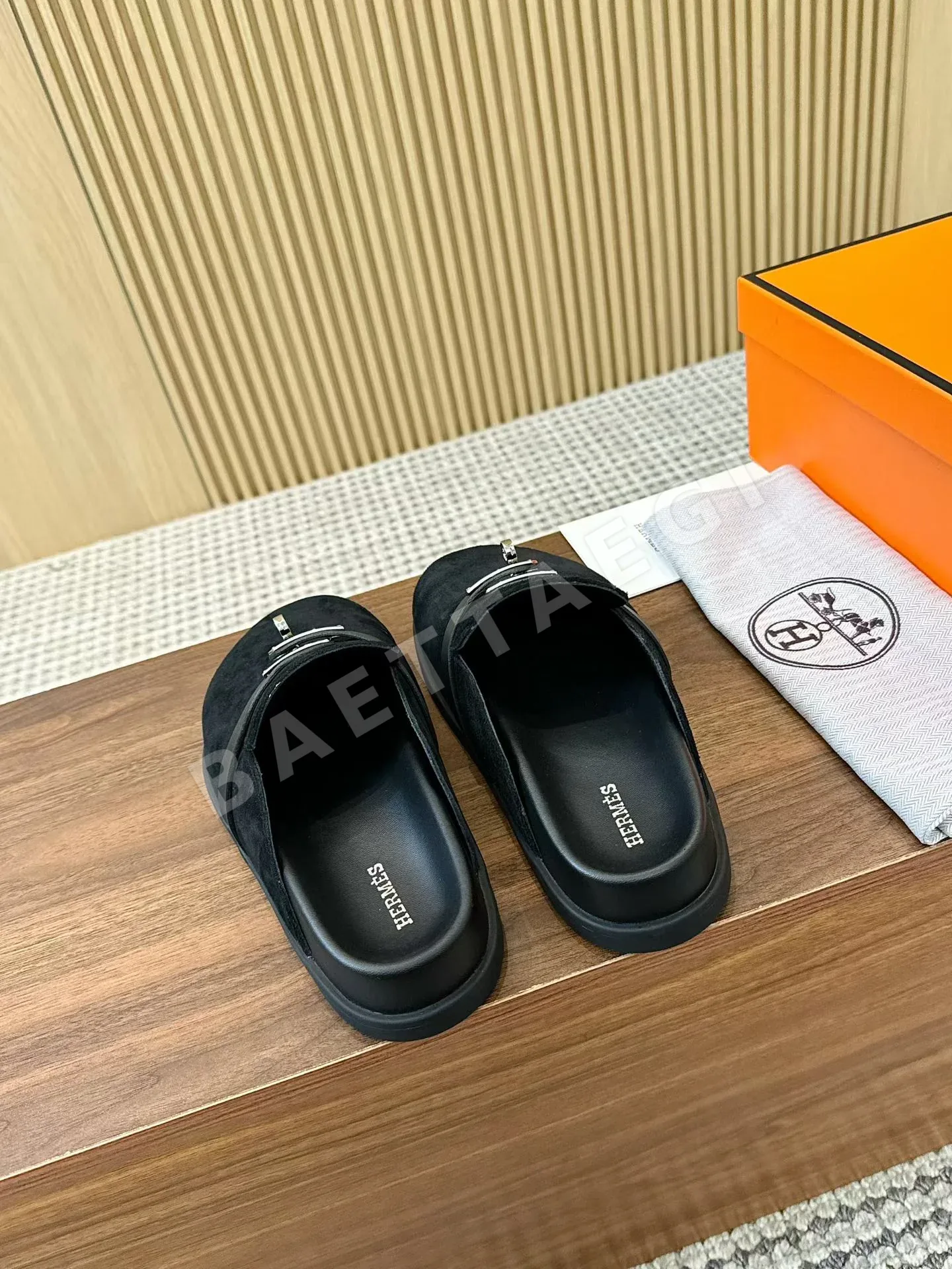 에르메스 뮬 슬리퍼 남녀신발 램스킨 상세 이미지 7
