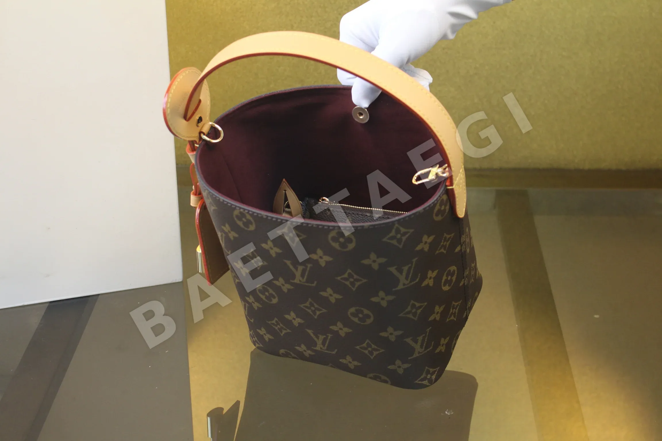 루이비통 올인 BB 모노그램 캔버스 가방 M12925 상세 이미지 8