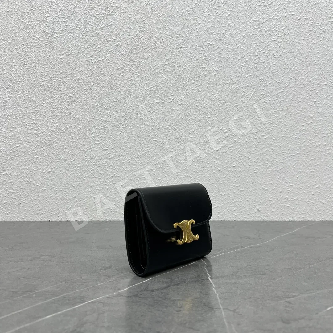 셀린느 특대 모노그램 지갑 상세 이미지 2