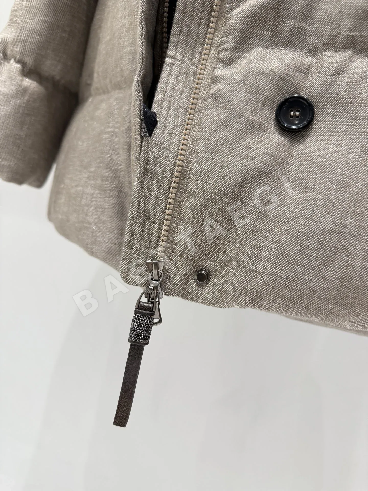 브루넬로쿠치넬리 오트쿠튀르 공방(Métiers d'Art) 컬렉션 패딩 상세 이미지 6