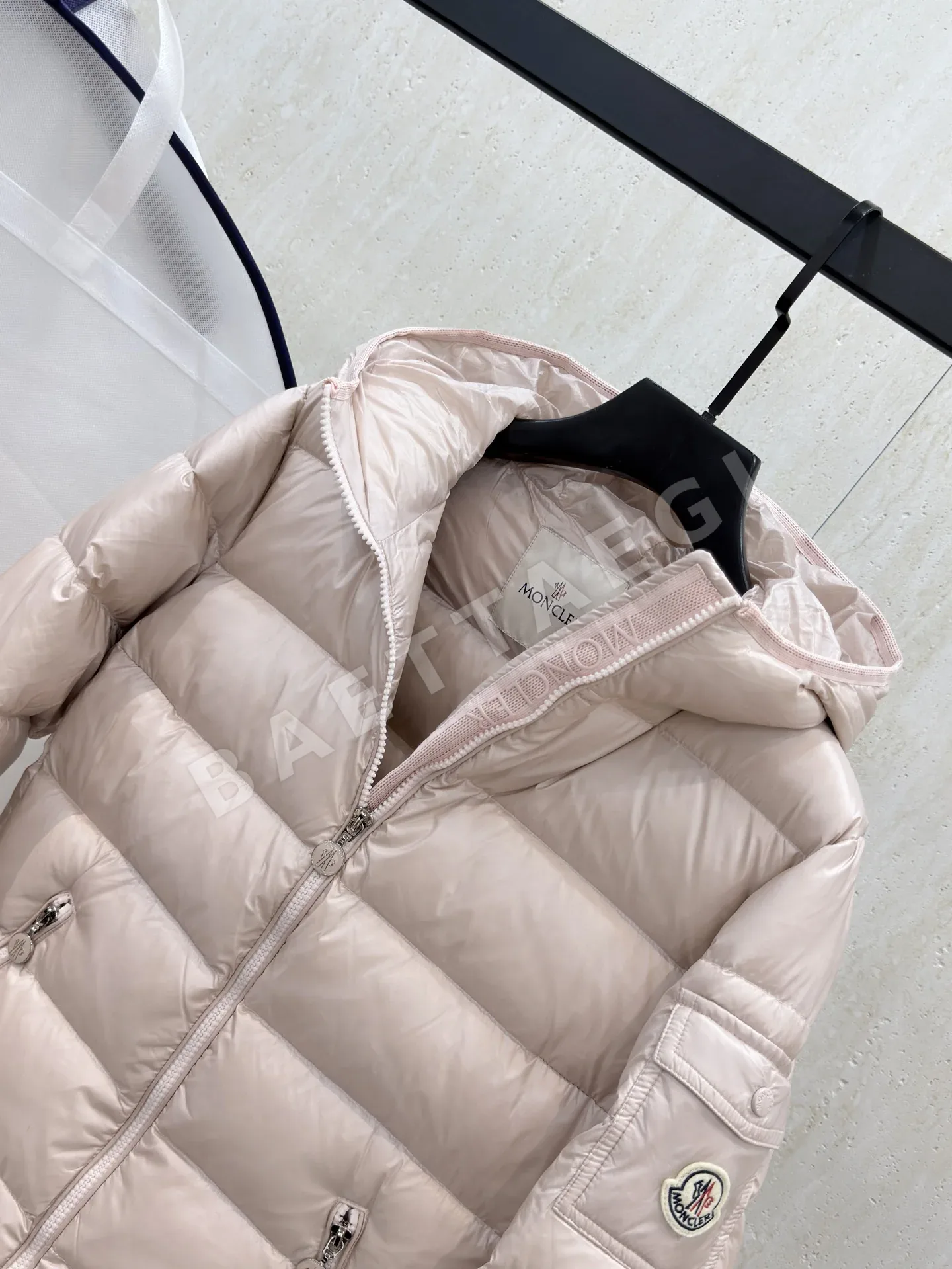 몽클레르 글레스 쇼트 다운 재킷 상세 이미지 6
