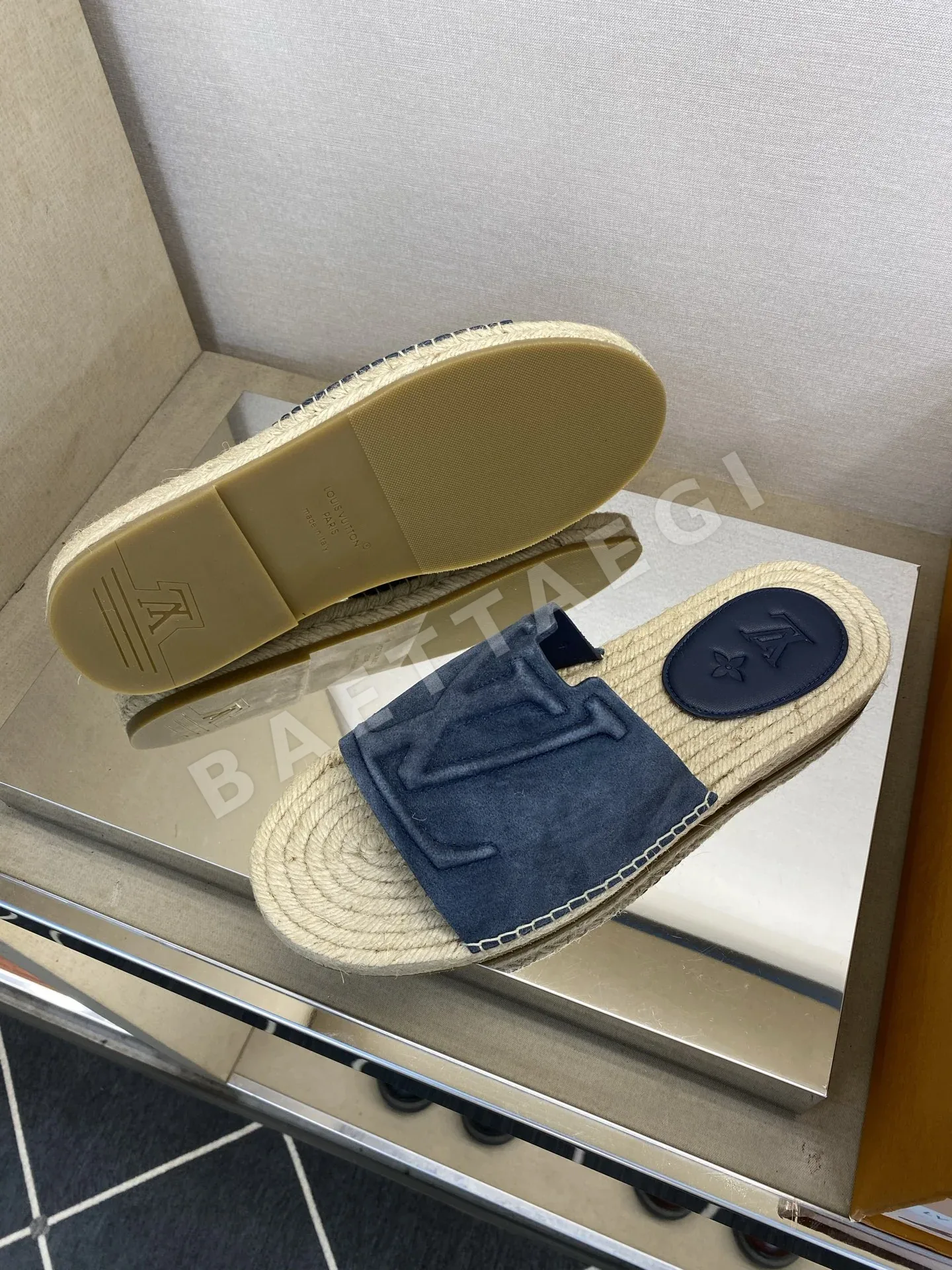 루이비통 LV 포르토피노 뮬 상세 이미지 9