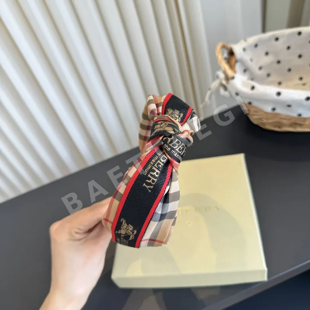 버버리 BB 패턴 헤어밴드 상세 이미지 6