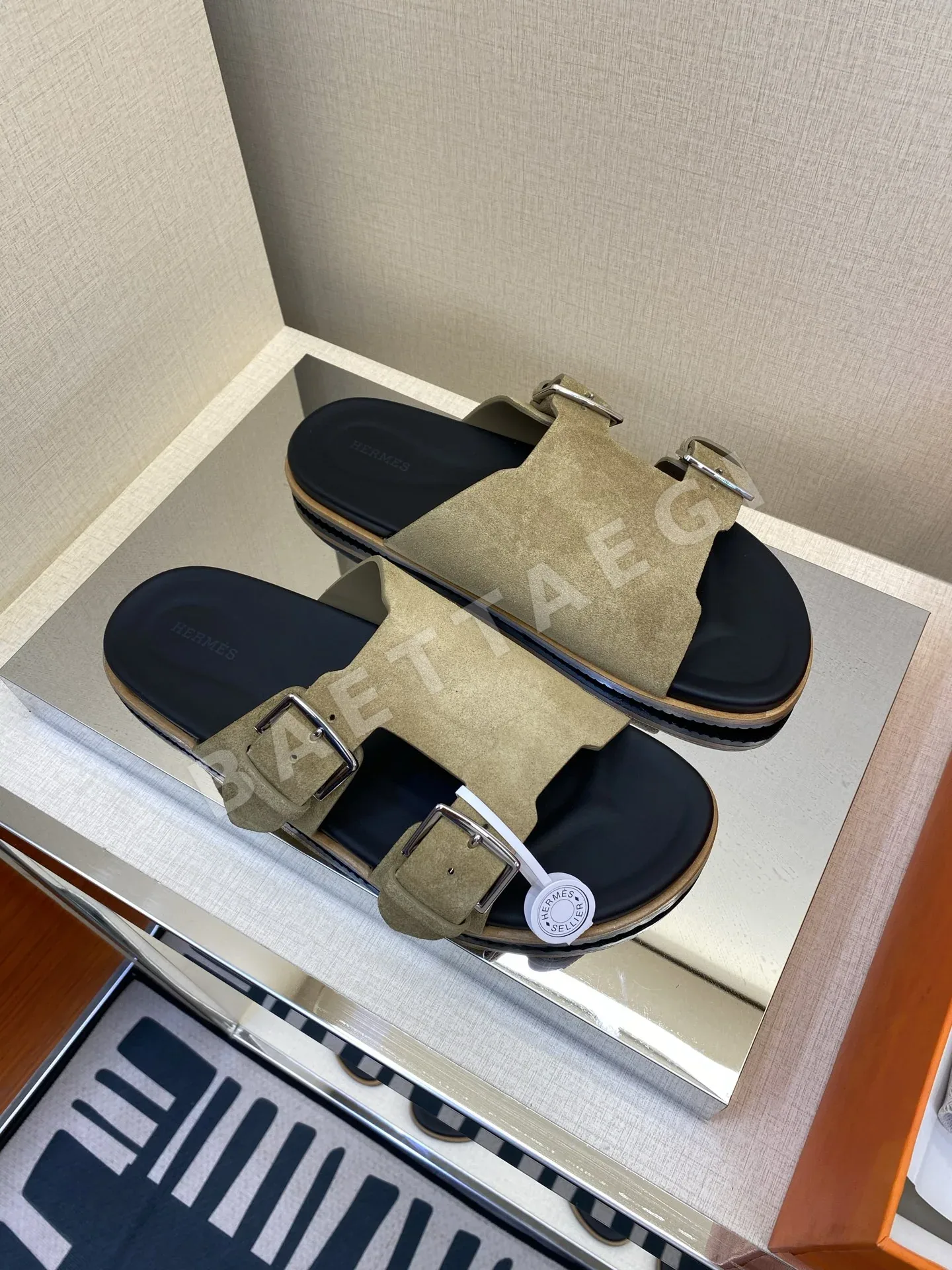 에르메스 나소스 샌들 남성 가죽 더블 버클 상세 이미지 3