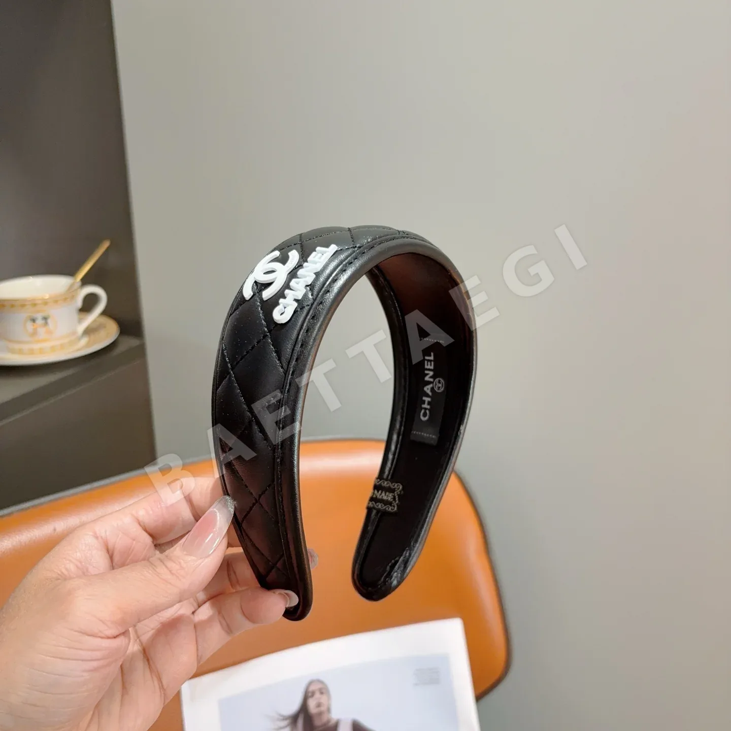 샤넬 퀼팅 램스킨 와이드 헤드밴드 상세 이미지 2