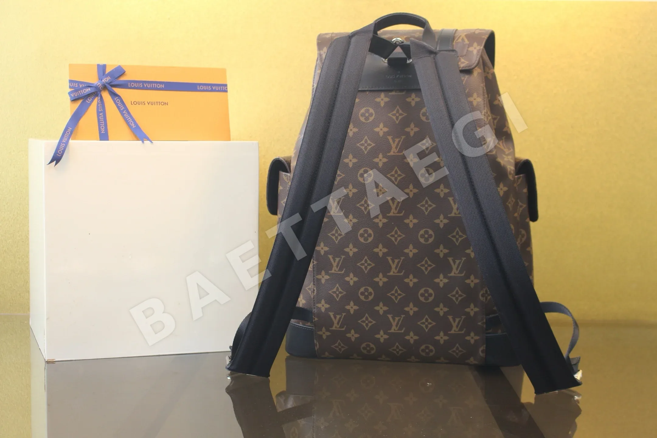루이비통 크리스토퍼 미디엄 숄더백 상세 이미지 3