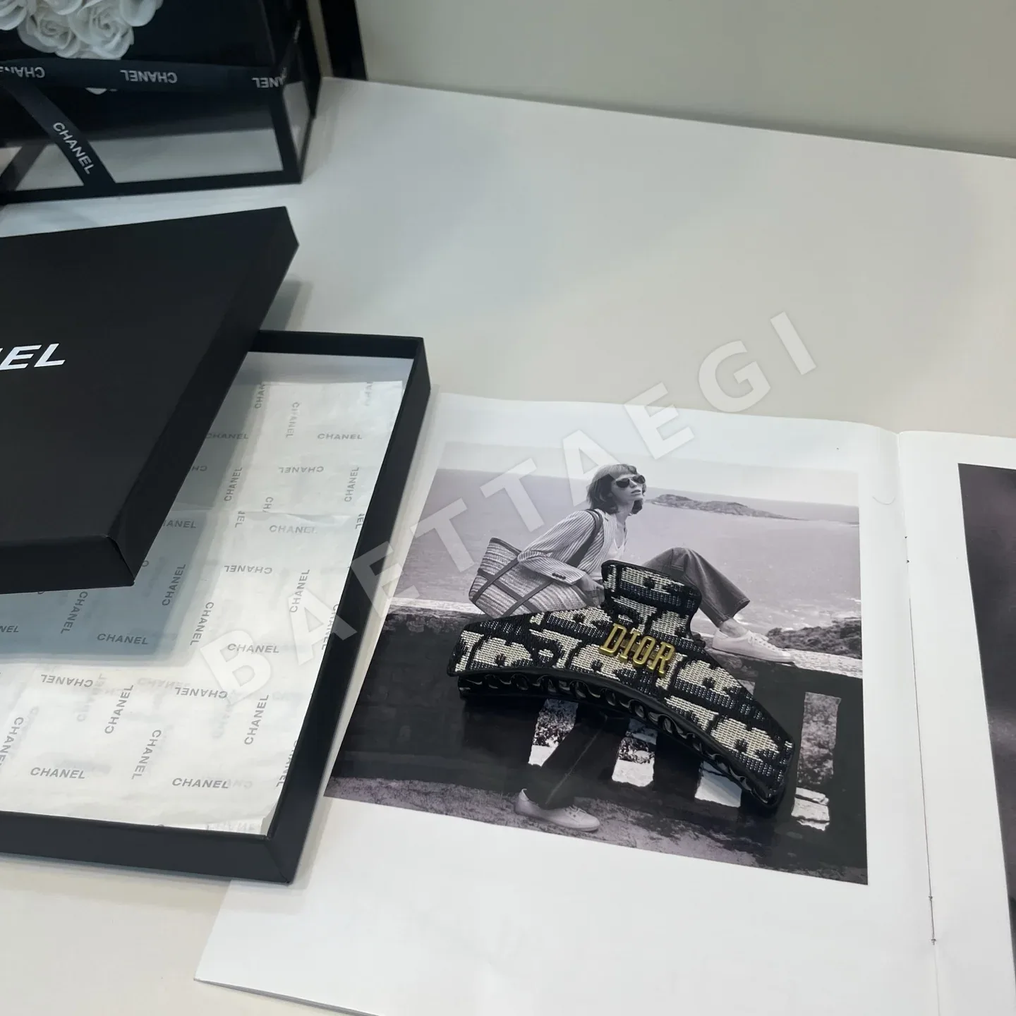 디올 CD 헤어 클립 상세 이미지 5