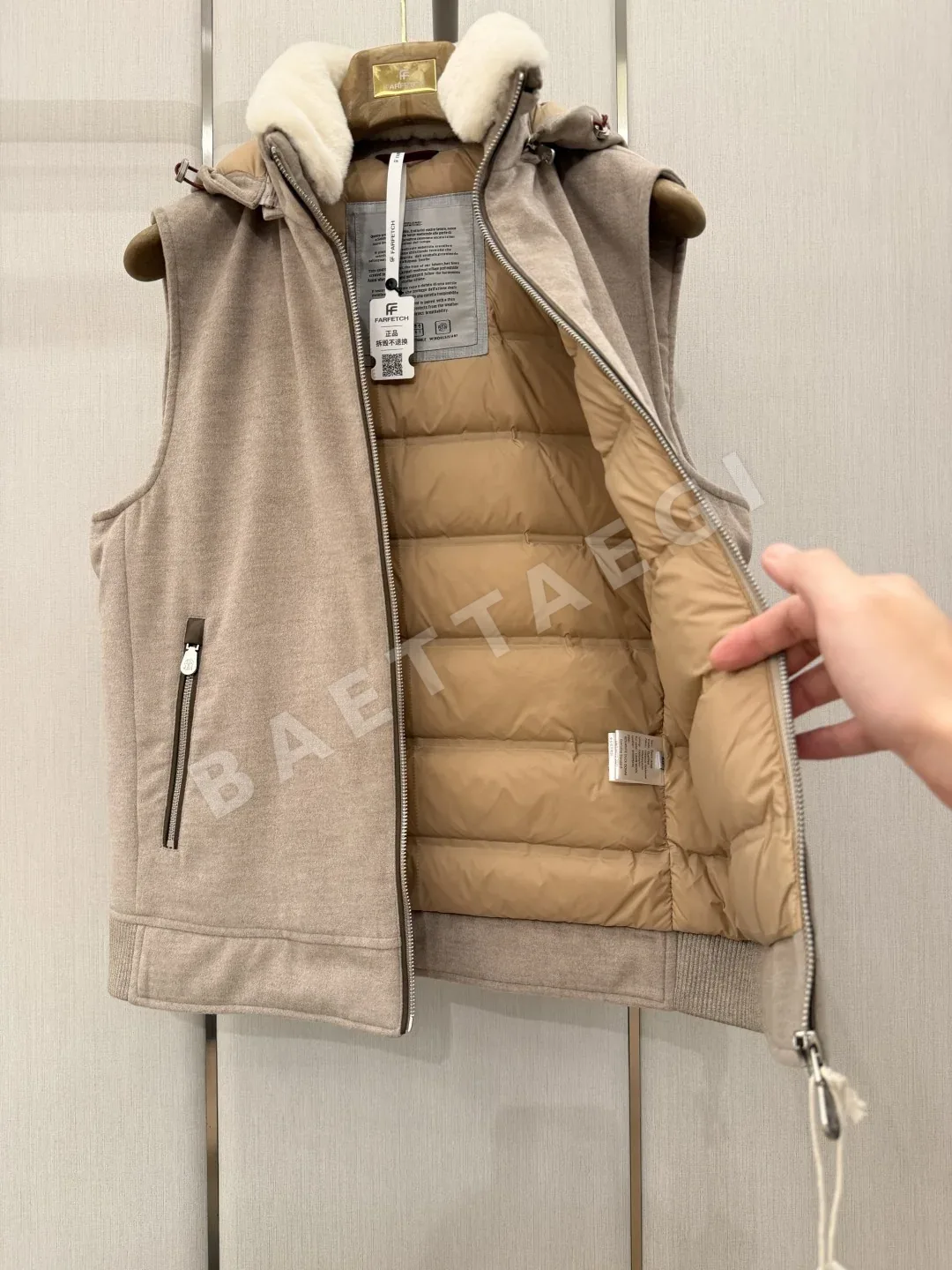 브루넬로쿠치넬리 울 다운 후드 조끼 상세 이미지 8