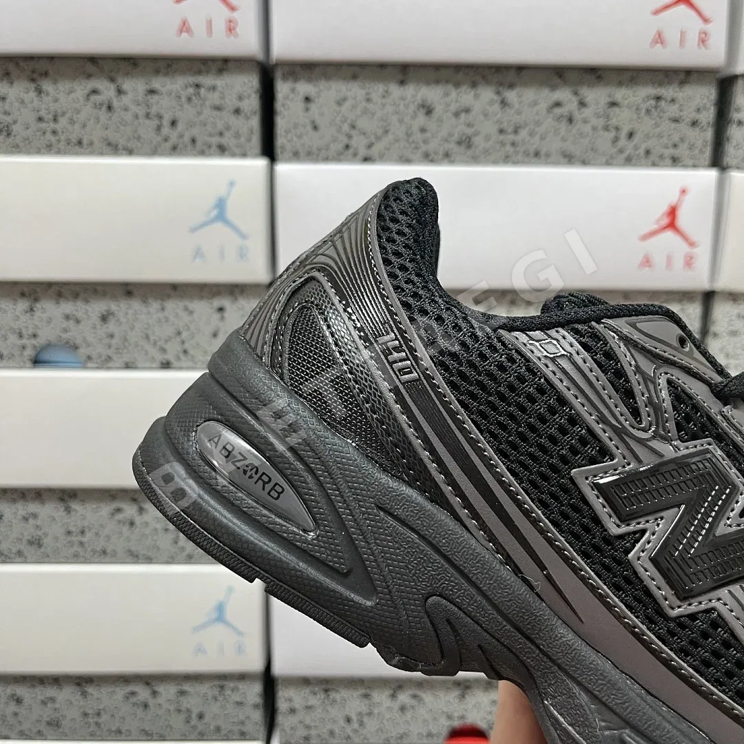 뉴발란스 [XY] 740 U740BO2 202075 New Balance 740 Triple Black 상세 이미지 6