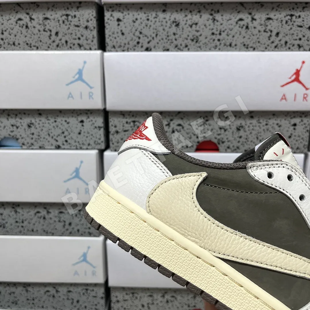 나이키 [PK4.0] 화이트 브라운 DM7866-162 201934 Nike Travis Scott Reverse Mocha 상세 이미지 2