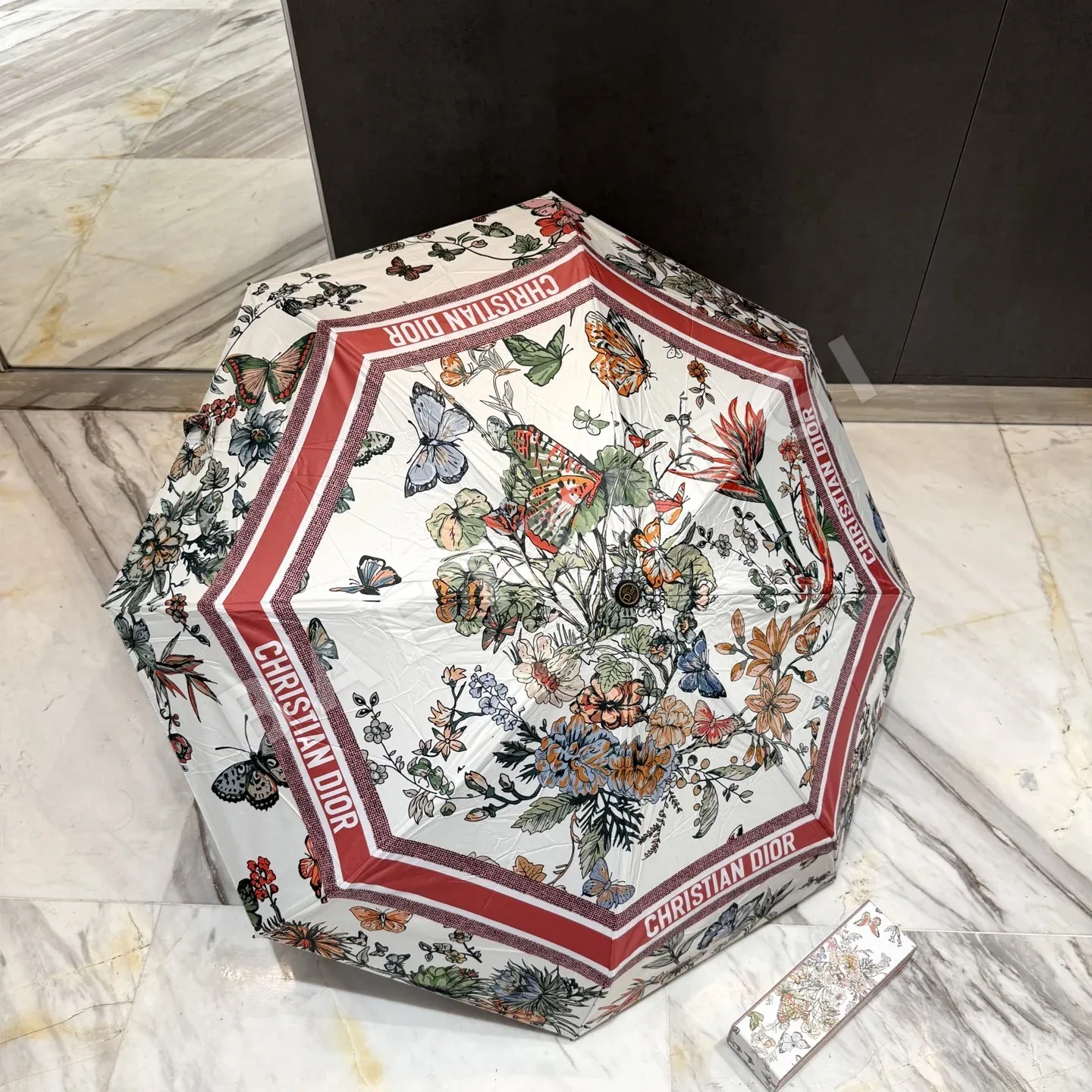디올 5단 접이식 우산 상세 이미지 8