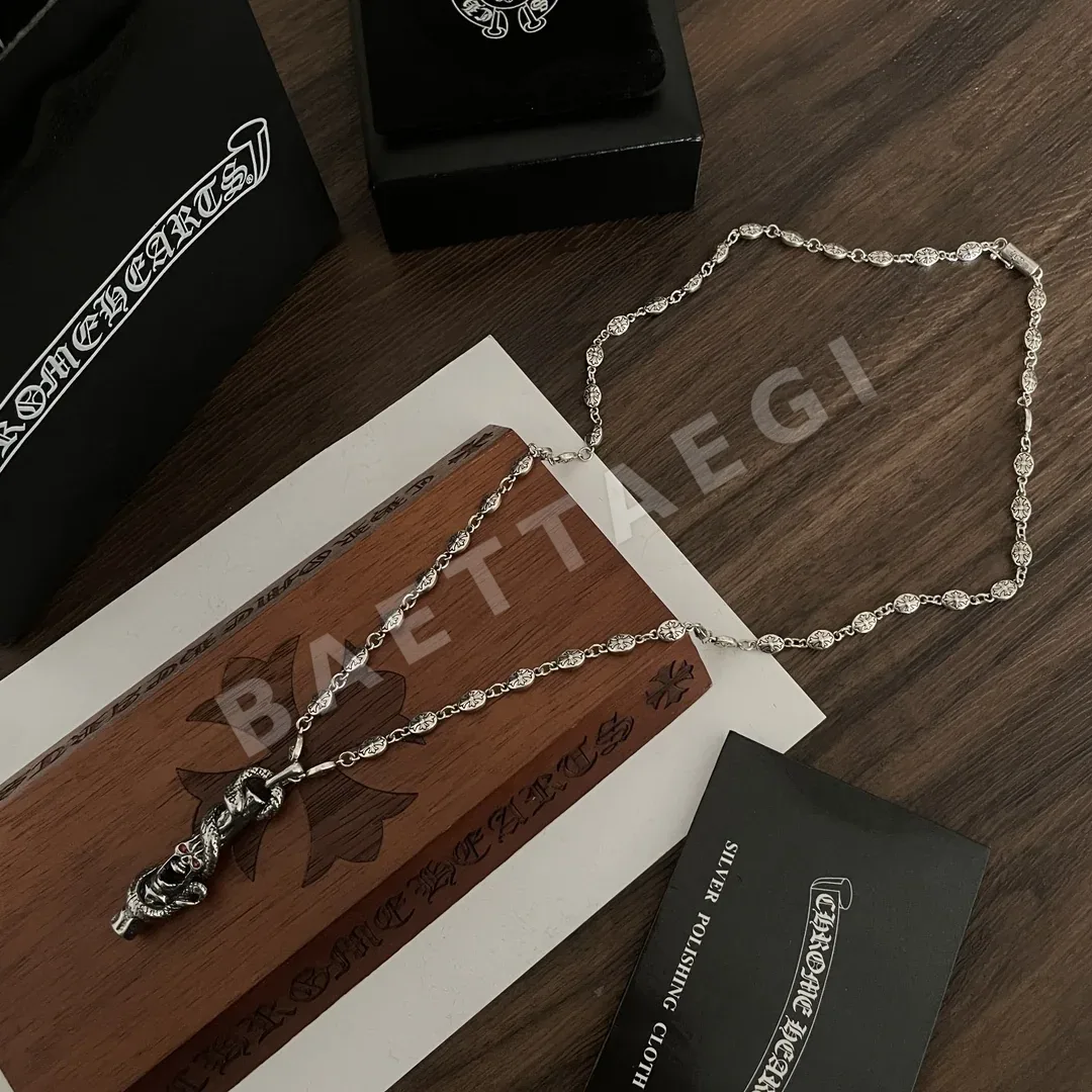 크롬하츠 클래식 크로스 볼 스컬 펜던트 목걸이 상세 이미지 7