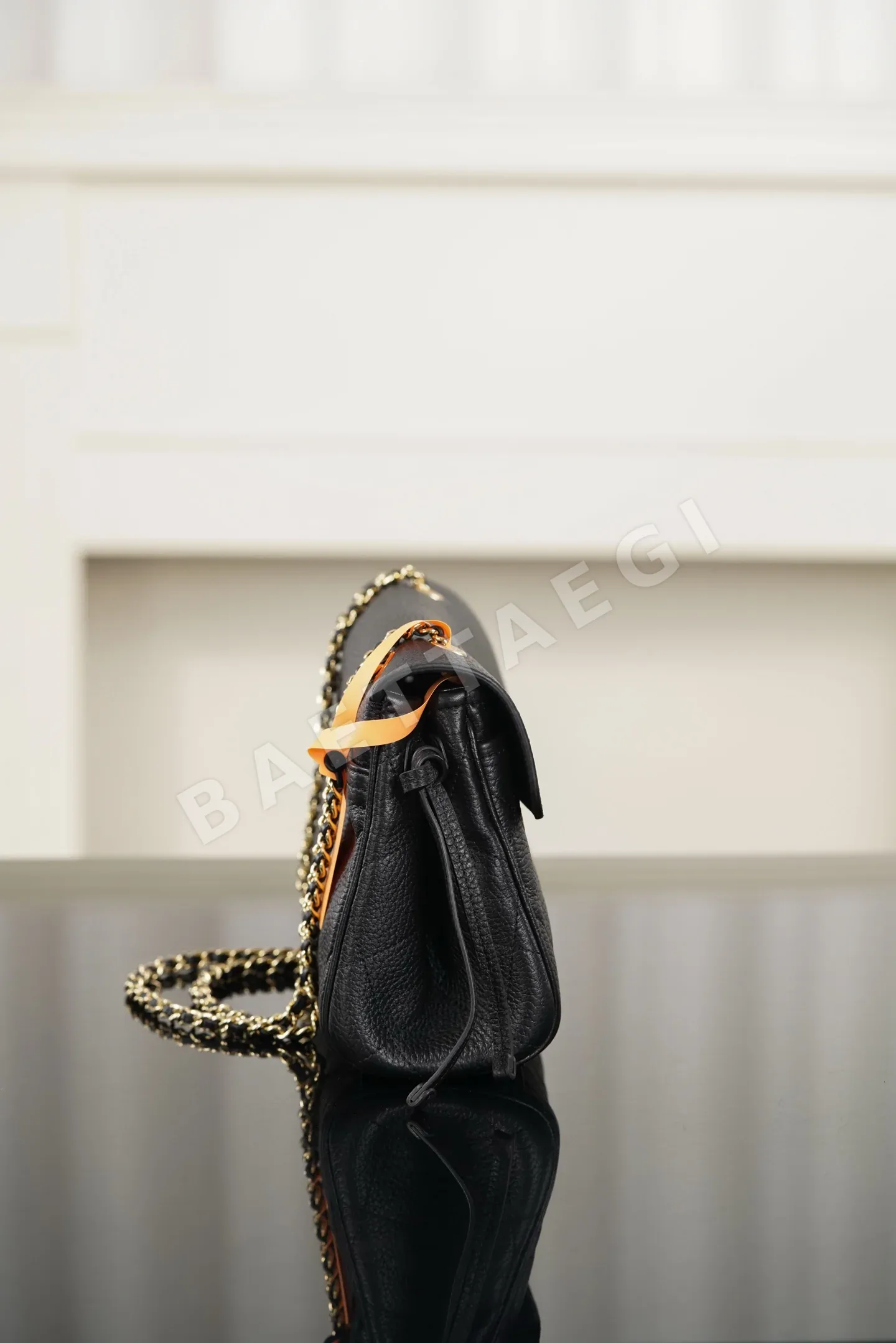 샤넬 체인 바게트 태슬 가죽 가방 상세 이미지 6
