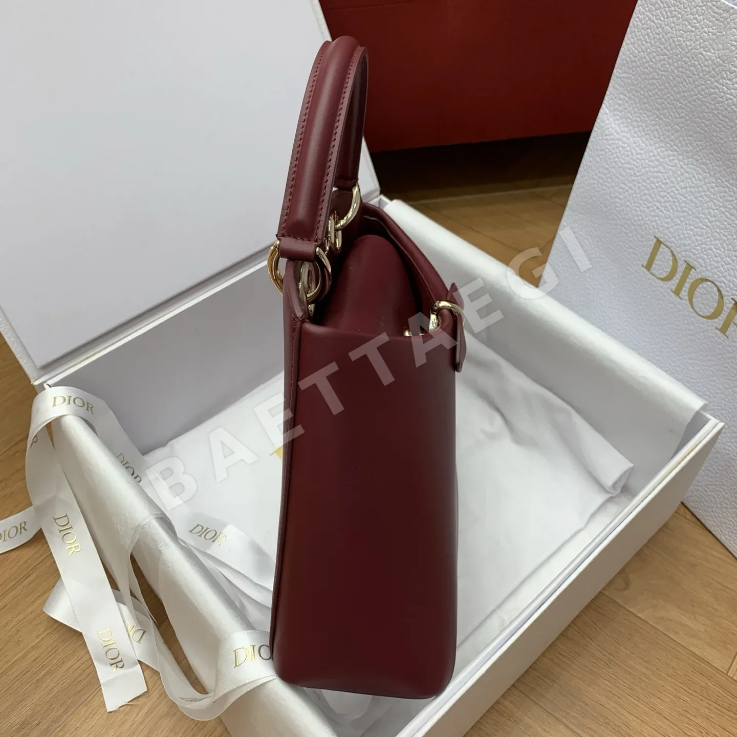 디올 코코 송아지가죽 핸드백 상세 이미지 5