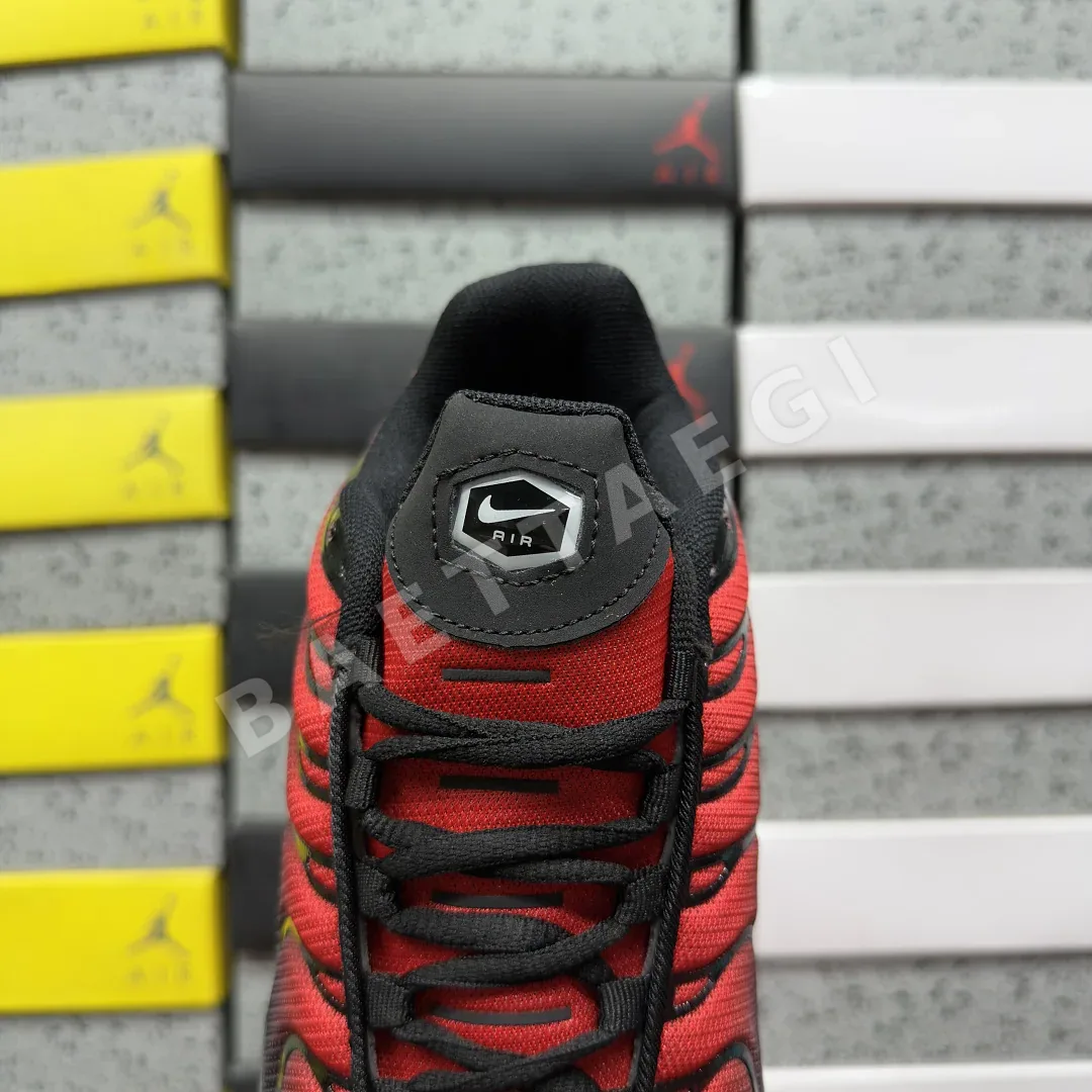 나이키 [BD] 에어 맥스 플러스 DC1936-001 201873 Nike Air Max Plus Deadpool 상세 이미지 5