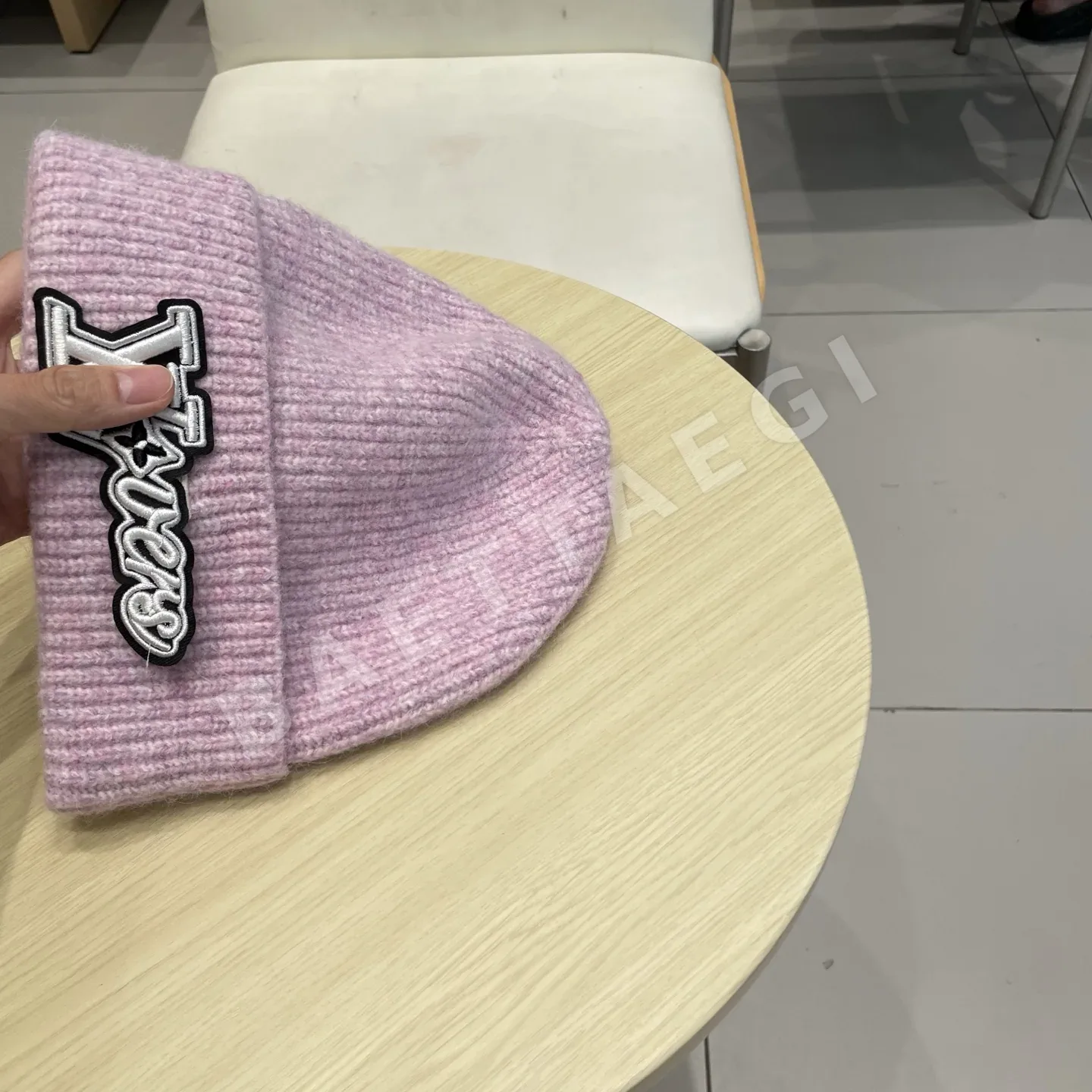 루이비통 니트 비니 모자 상세 이미지 6
