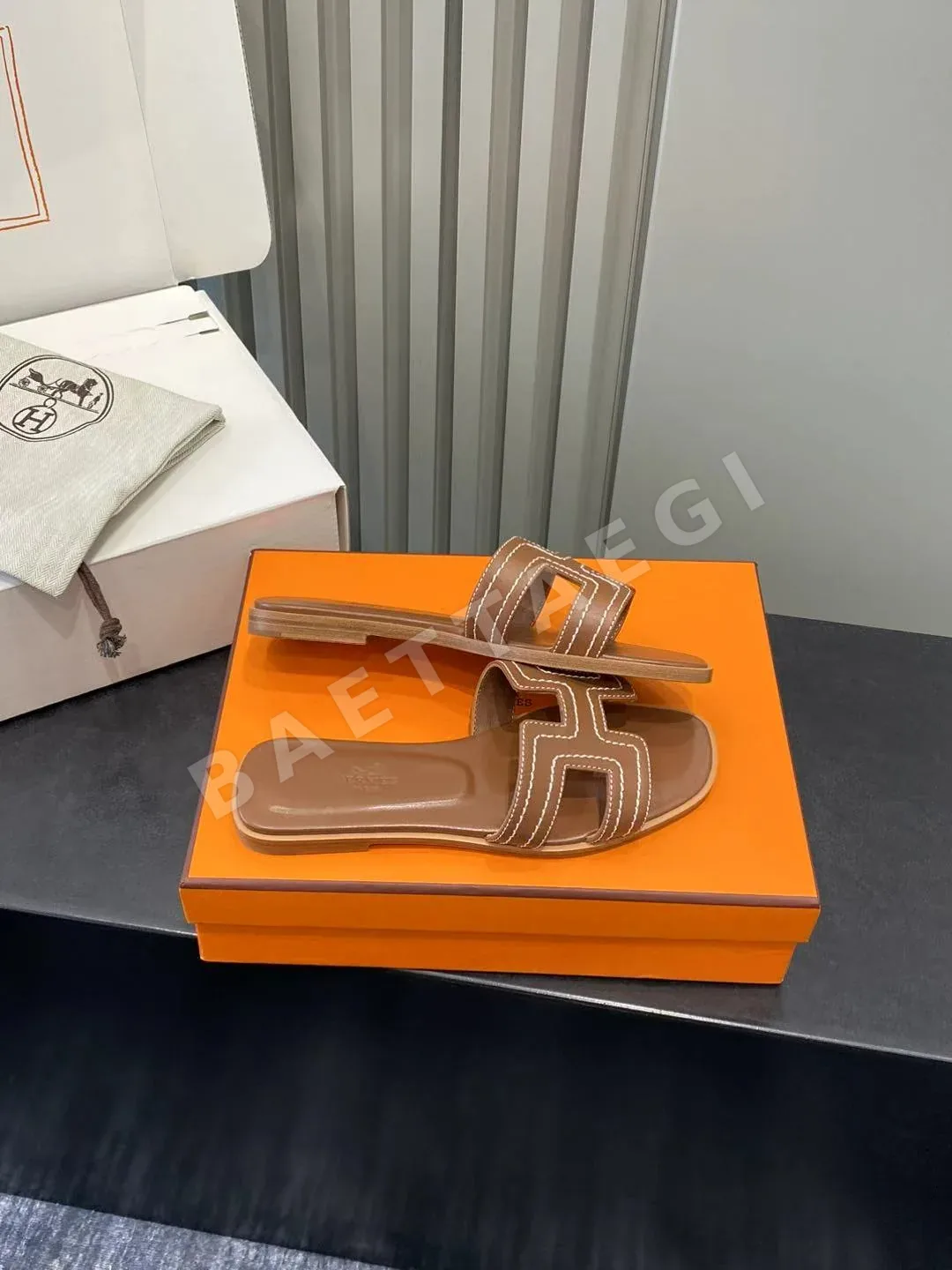 에르메스 클래식 H 오란 슬리퍼 상세 이미지 7