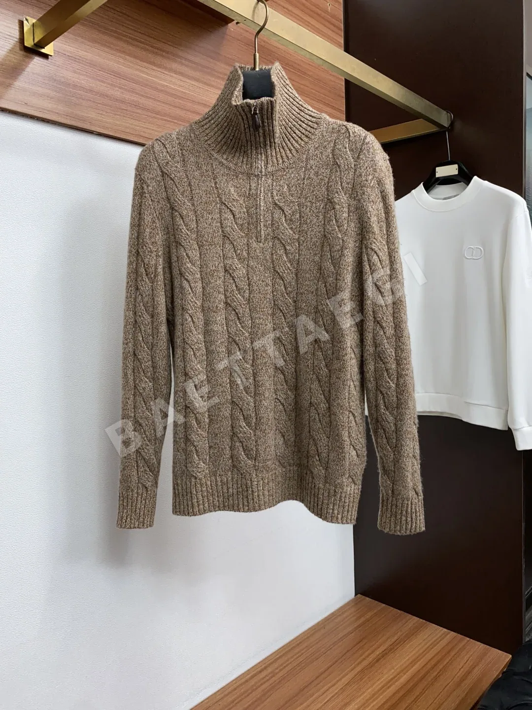 로로피아나 울 세로줄무늬 남성 긴팔 스웨터 207654