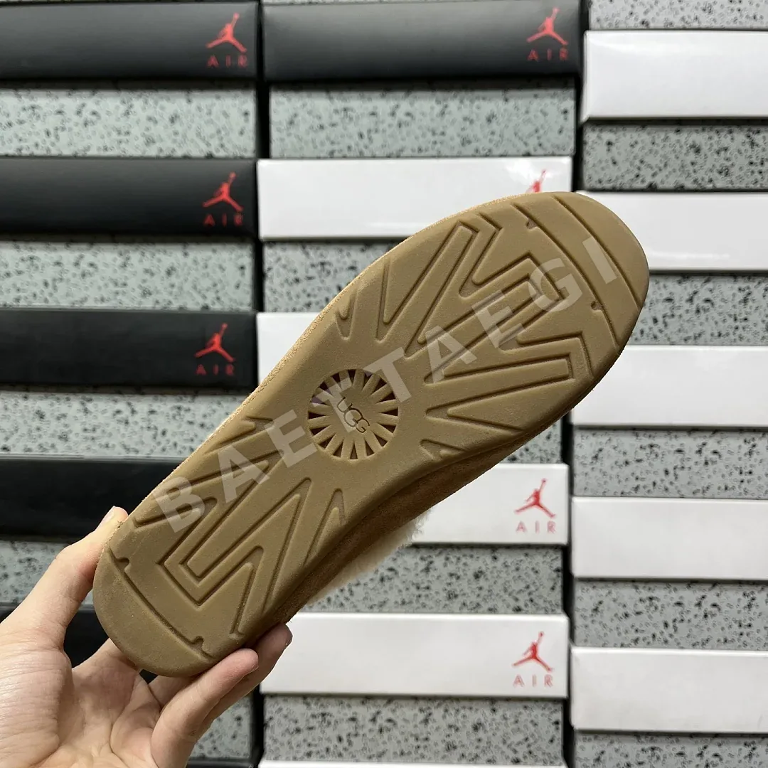 어그 [OT] 209067 UGG 1171391-CHE 상세 이미지 4