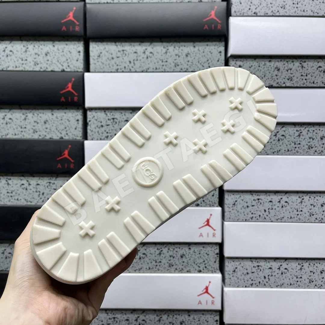 어그 [OT] 화이트 209013 UGG 1120849-CWGY 상세 이미지 8