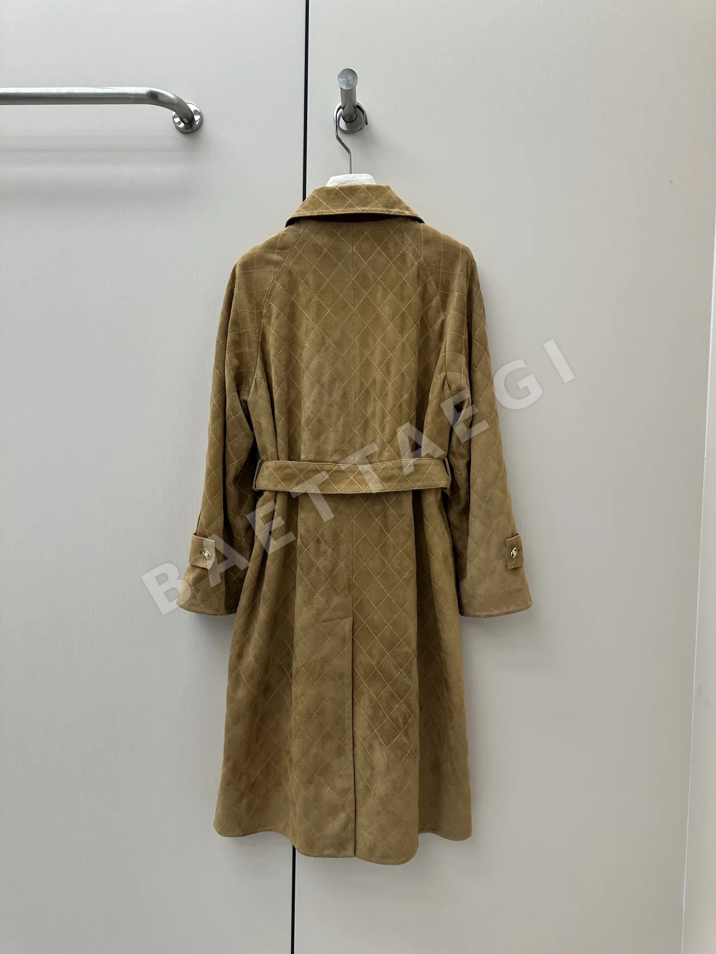 샤넬 양가죽 수제 원피스 상세 이미지 4