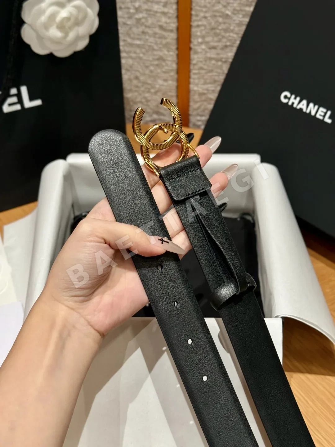 샤넬 클래식 더블 C 가죽 벨트 상세 이미지 4